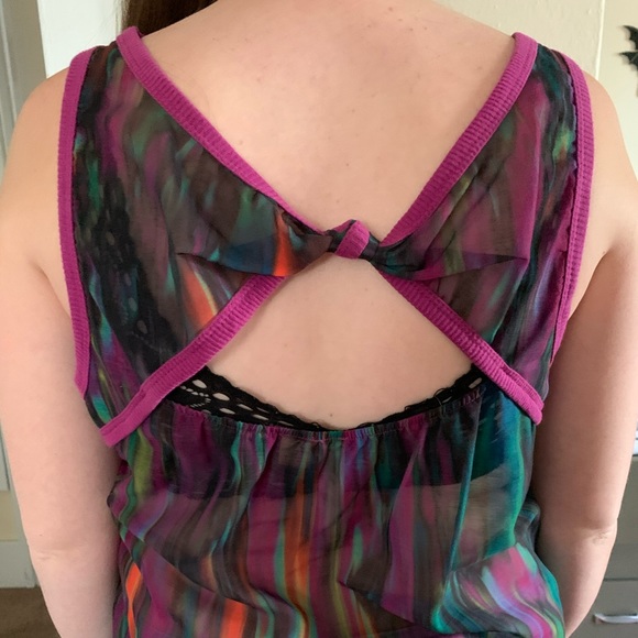 Sheer tank top - Picture 2 of 4